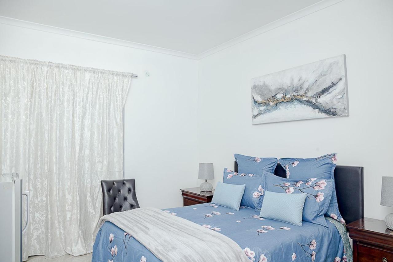 Sunbird House Bed & Breakfast Cape Town Exterior photo